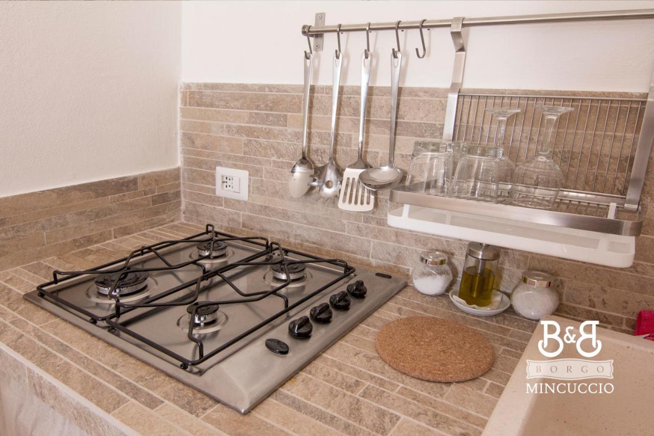 Borgo Mincuccio Bed & Breakfast Остуни Екстериор снимка