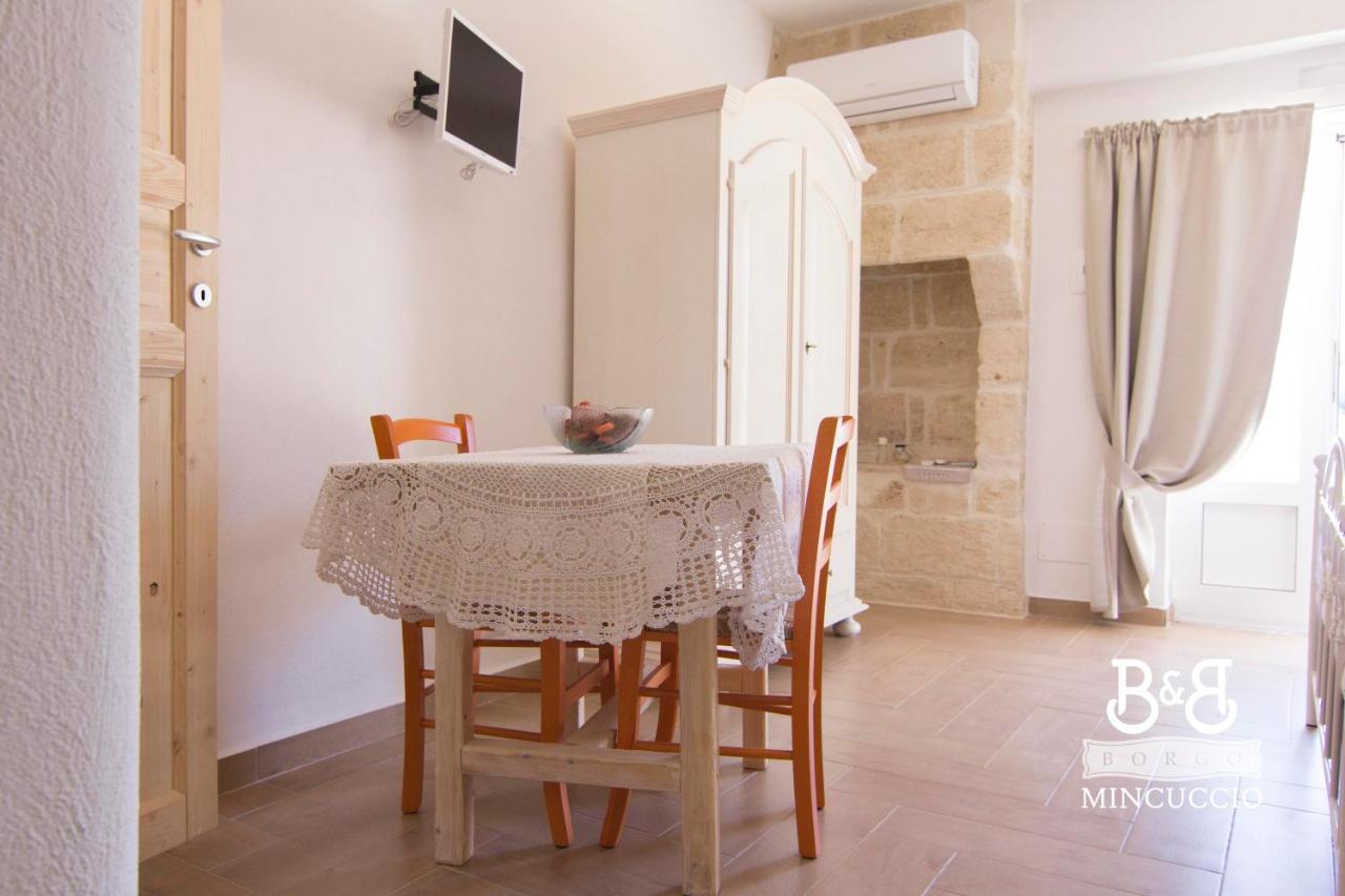 Borgo Mincuccio Bed & Breakfast Остуни Екстериор снимка