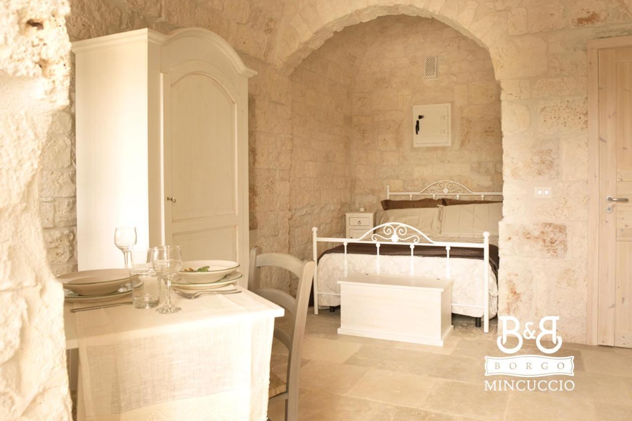 Borgo Mincuccio Bed & Breakfast Остуни Екстериор снимка