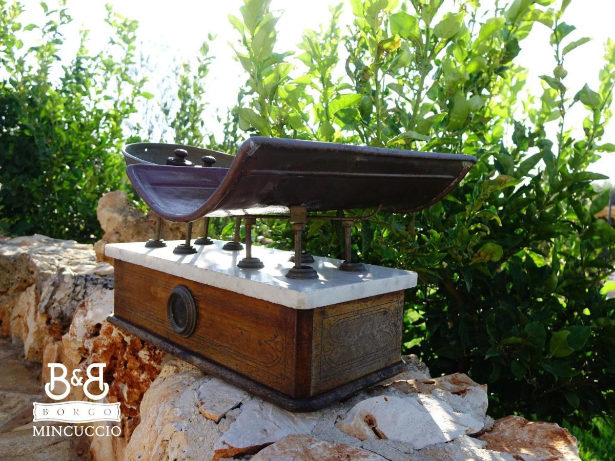 Borgo Mincuccio Bed & Breakfast Остуни Екстериор снимка